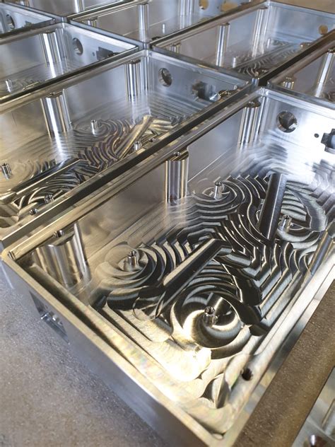 aluminium cnc frezen|Onderdelen op maat met CNC aluminium frezen .